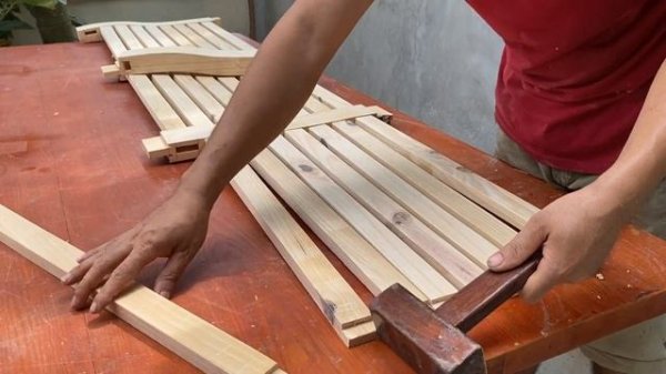 Inspiring Creative Woodworking Design Ideas // How To Create A Unique Bench For Your Garden