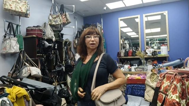 #моднаясумка ? ПАРНЫЕ СУМКИ ? ПОДАРОК СУМОЧКА С СЕКРЕТНЫМ КЛАПАНОМ ??? смотреть онлайн