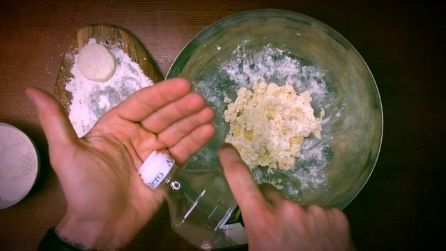 Как приготовить сырники без яиц (вегетарианский рецепт) смотреть онлайн