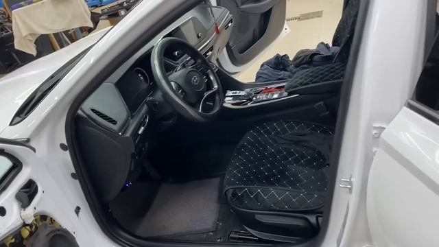 Позитивный обзор от Автостиль. Аудиосистема в Hyundai Sonata / Хундай / Хёндэй Соната за 70000 руб. смотреть онлайн