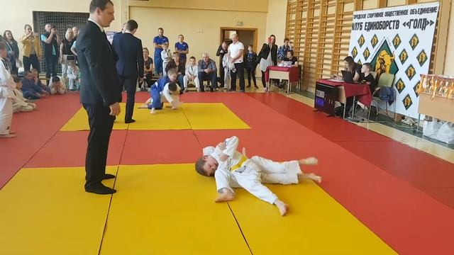 Жолудь Матвей на турнире по дзюдо "Минская весна" 27.04.19. смотреть онлайн
