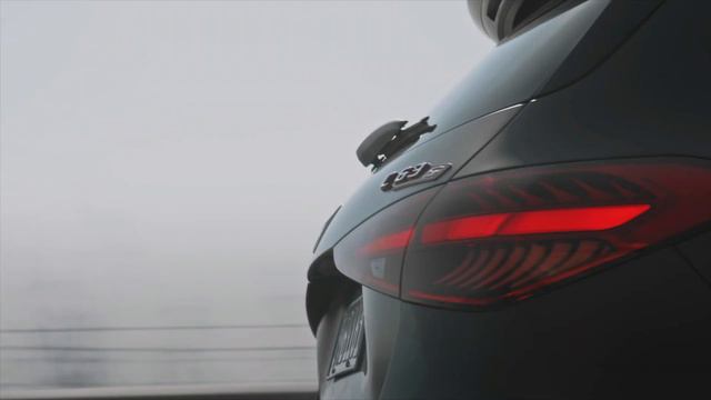 Mercedes Benz C63 S AMG E Performance Estate 2023 смотреть онлайн