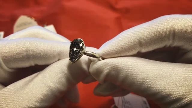 Серебряное кольцо с кристаллом Swarovski Черная патина 94012037 смотреть онлайн
