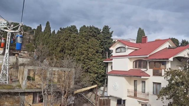 #119.ЯЛТА.Вот мы и приехали.Прокатились на канатке в Ялте.Набережная. смотреть онлайн