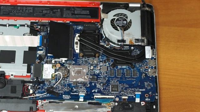 HP ENVY 15 разборка залитого и масштаб разрушений смотреть онлайн