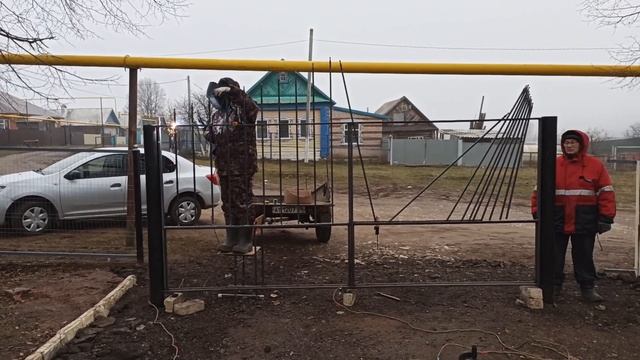 Красивые ворота своими руками. Татарстан, Мамадыш, Катмыш, 2023 год. смотреть онлайн