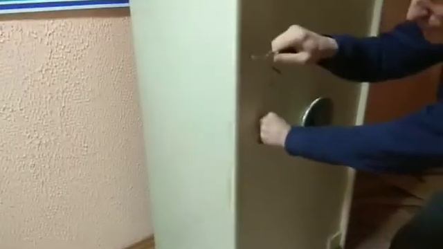 Как открыть старый сейф.how to open safe. смотреть онлайн