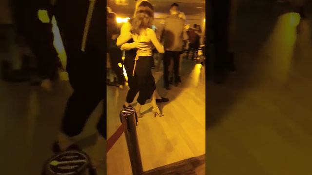 Kizomba. Regina Gafarova & Oleg Skorobogatov. (02.04.2020) смотреть онлайн