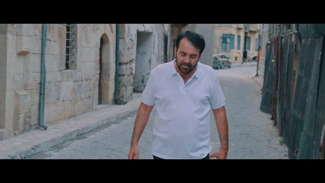 Suat ÖZDEMİR - Güle Güle Git KLİBİ 2022 YENİ ESERİ смотреть онлайн