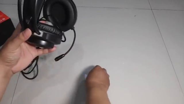 LENOVO G20 HEADPHONE GAMING WIRED JACK MICROPHONE HEADSET STEREO RGB смотреть онлайн