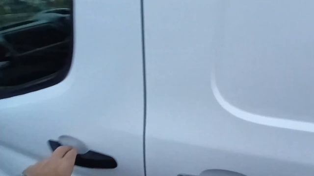 17 REG. 2.2 FORD TRANSIT 350 LWB 155PS WITH AIRCON