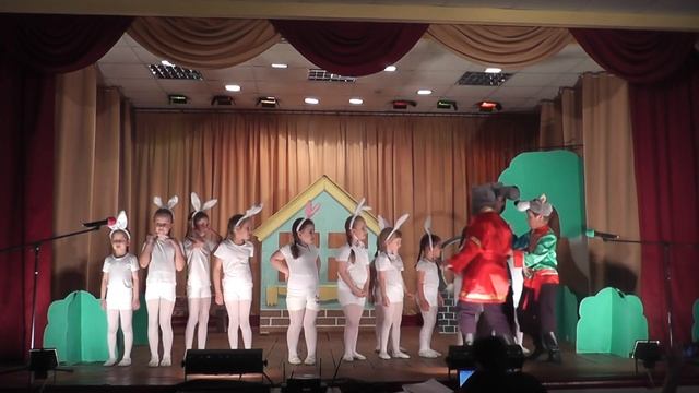 Спектакль "Волки и Козлята" в с.Ловцы смотреть онлайн