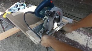 Простой направляющий упор для ручной циркулярки / Circular Saw Edge Guide