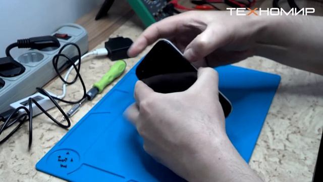 РЕМОНТ смартфона HTC One SV. Не включается и не заряжается. смотреть онлайн