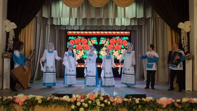 Народный коллектив ансамбль современной народной песни «Родник», г.Троицк смотреть онлайн