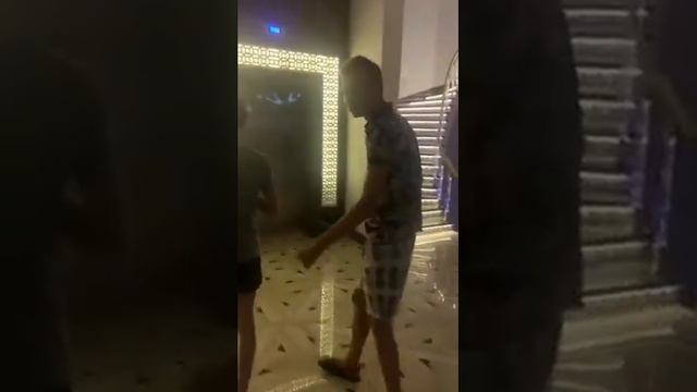 Дима Городецкий - мне стыдно за это смотреть онлайн