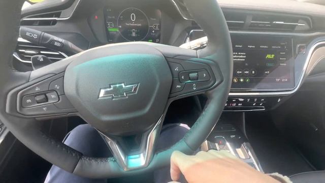 2023 Chevy Bolt EV Walk Around смотреть онлайн