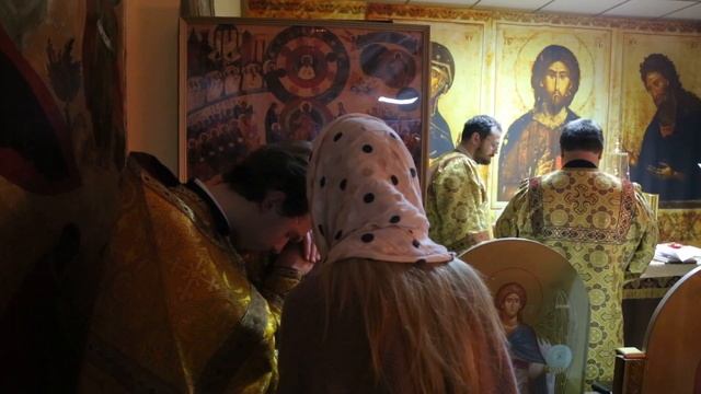 Поминание записок в храме Спиридона Тримифунтского г. Минска смотреть онлайн