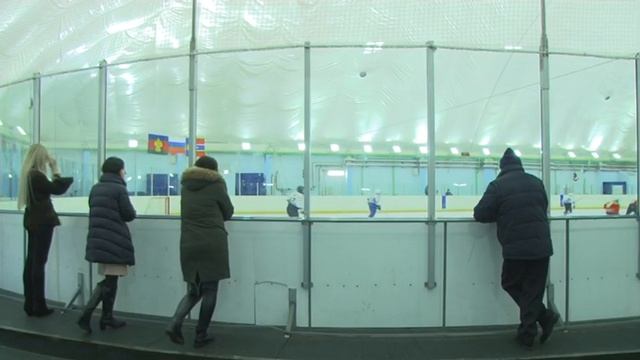В Армавире проходит 1 этап первенства Краснодарского края по хоккею смотреть онлайн