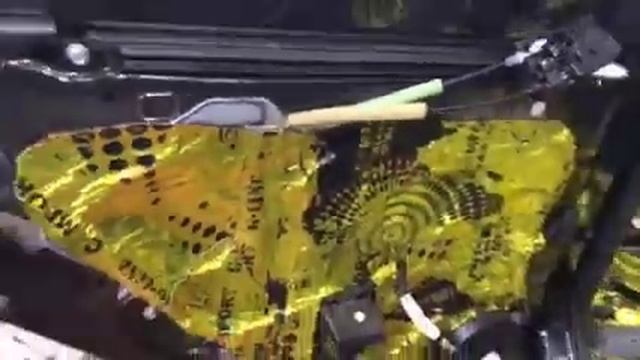 Вибро Мазда 6. Материал эластичен, что важно при защите поверхностей со сложной геометрией смотреть онлайн