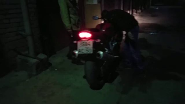 Suzuki TL 1000 (рвёт динамик) смотреть онлайн
