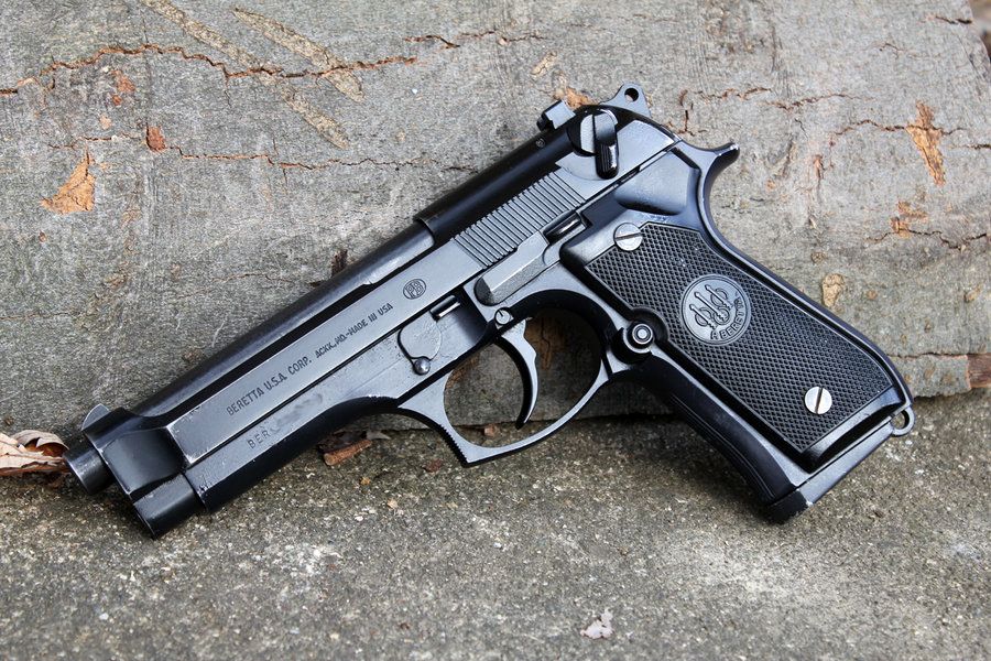 Beretta 92FS - Неполная разборка и сборка смотреть онлайн