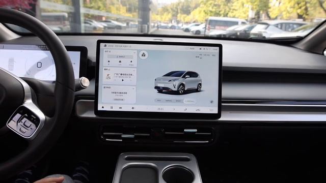 Бюджетный Китайский электрокар за 3 000 000 рублей #автоизкитая #доставкаавтоизкитая смотреть онлайн
