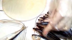 Как просто почистить кильку