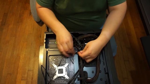 Building in the Phanteks Enthoo Evolv ITX смотреть онлайн