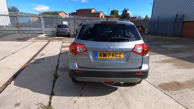 Suzuki Vitara 1.6 SZ5 5dr | Panoramic- Sunroof | Sat Nav - KW17 KCZ смотреть онлайн