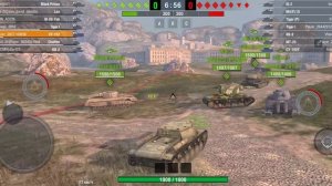 Играю в мир танков на телефоне