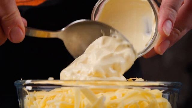 Сочная свинина под шубой, простой и быстрый ужин! смотреть онлайн