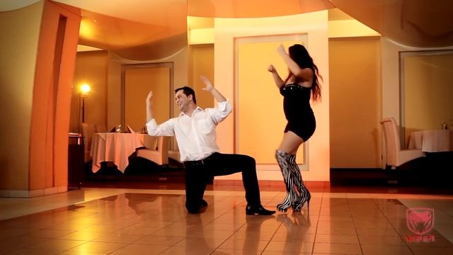 Sandu Ciorba - Camau (VIDEOCLIP ORIGINAL 2014) смотреть онлайн