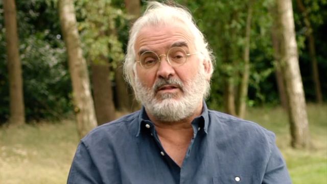 Paul Greengrass: NEWS OF THE WORLD смотреть онлайн