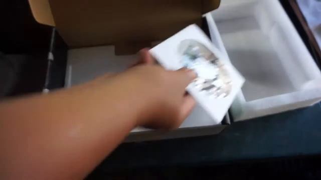 Unboxing MSI GeForce GTX 1050 2GB DDR5 2GT-OC смотреть онлайн