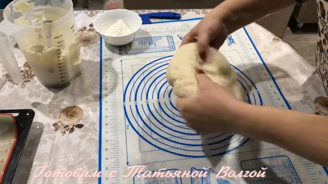 Булочки с творожной начинкой .Вкусные нежные воздушные съедаются в один миг смотреть онлайн