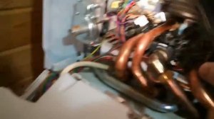 Газовый котел Vaillant нет горячей воды.