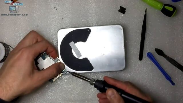 Ремонт телефонов в Барселоне. Sony Experia Z замена разъема. смотреть онлайн