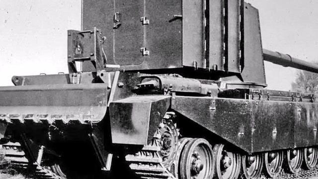 ТЯЖЕЛЫЕ ПРОТИВОТАНКОВЫЕ САУ FV4004, FV4005