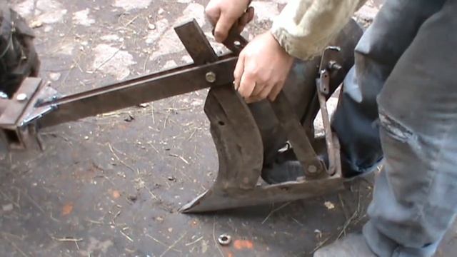 Плуг для мотоблока своими руками / Plow for motoblock by own hands смотреть онлайн