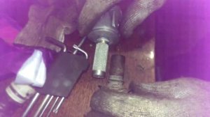 Замена карданчика кулисы КПП ВАЗ 2108 на Калиновский карданчик!