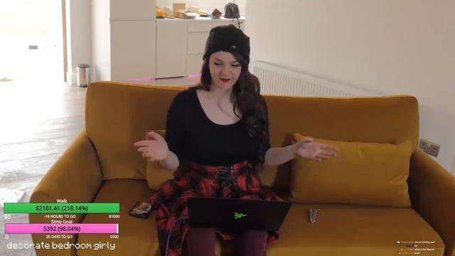 EGIRL FINN MOVING INTO A NEW HOUSE | Stream Highlights #15 смотреть онлайн