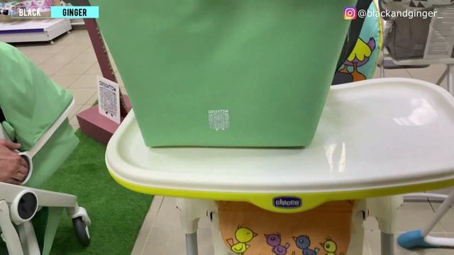 We Got A Stroller Made From Recycled Plastic Bottles - Greentom (Black And Ginger) смотреть онлайн