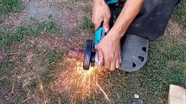 Аккумуляторная ушм Wosai