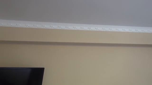 Можно ли клеить потолочный плинтус к натяжному потолку смотреть онлайн