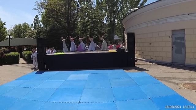 Луганск, Восточные Танцы, Автофестиваль ВорошиловграD, Стадион Авангард, 16 мая 2021 смотреть онлайн
