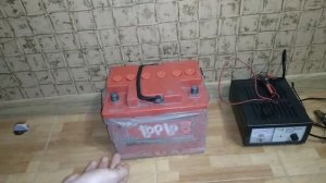 Как правильно заряжать АКБ аккумулятор аккамуляторную батарею для автомобиля и проверить его заряд
