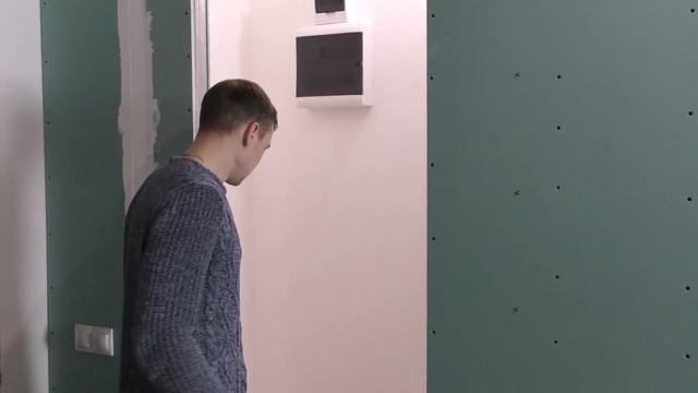 КЛАДОВКА И ГАРДЕРОБНАЯ ПОД ЛЕСЕНКОЙ СВОИМИ РУКАМИ РЕЗУЛЬТАТ РАБОТЫ СЕМЬЯ БУЛАТОВЫХ смотреть онлайн