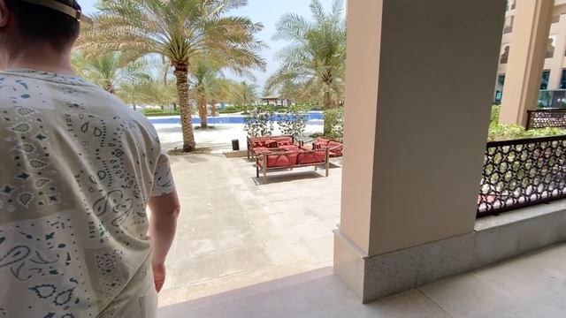 прилетели на море. жара 41