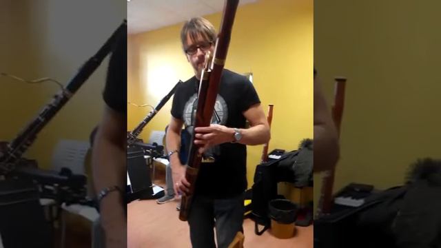 Baroque bassoon high notes, high E смотреть онлайн